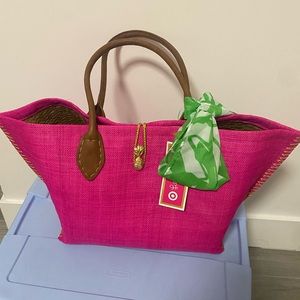Lilly for Target woven bag NWT. Never used.